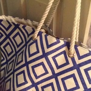 Large straw BEACH TOTE!!!